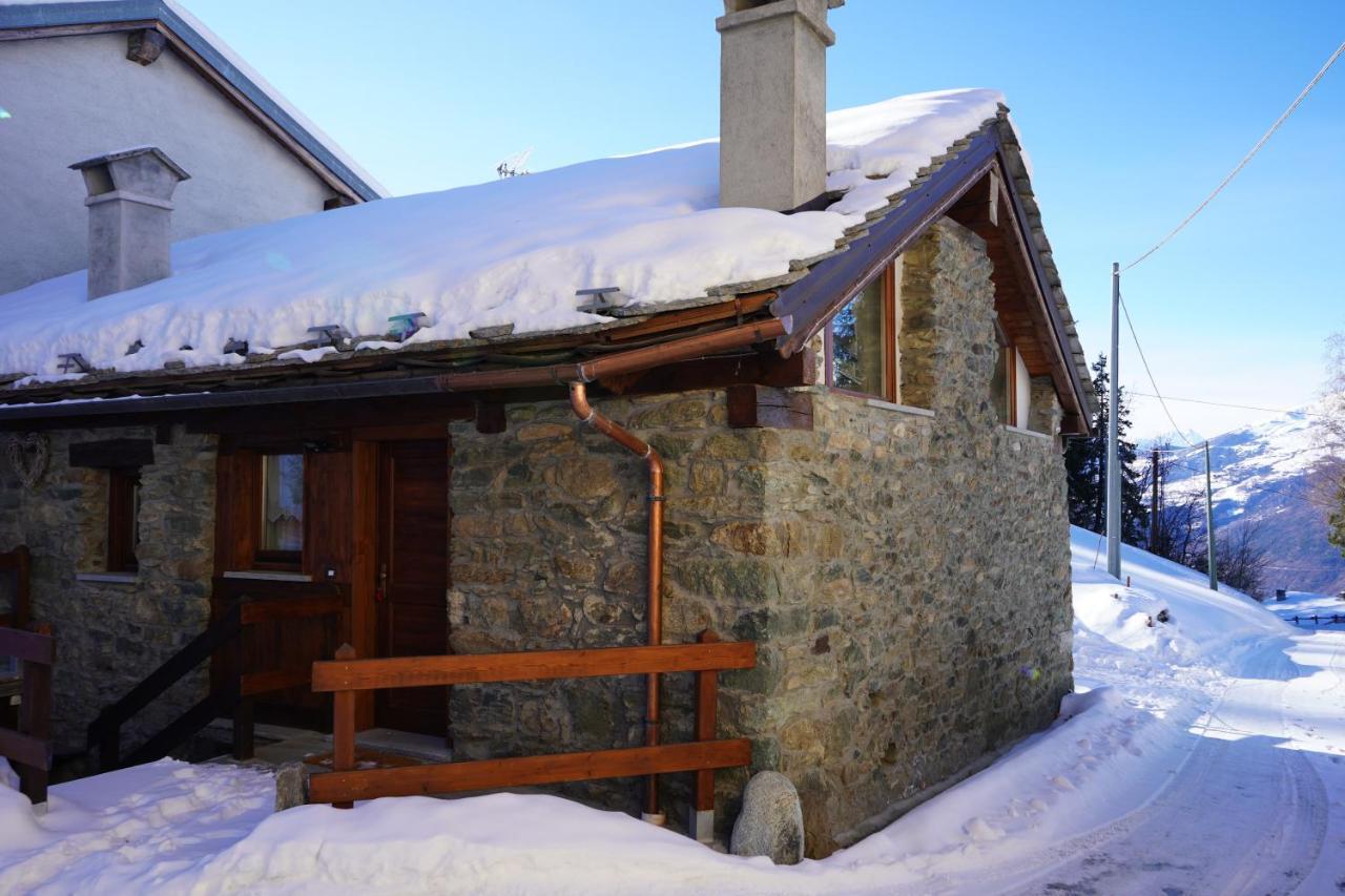 Chalet Saint Salod - Pila Charvensod Exteriér fotografie